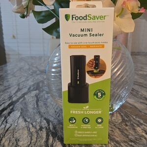 FoodSaver Mini Vacuum Sealer